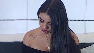 KyliiePage nude on webcam in her Live Sex Chat Room