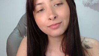 Alicee1 nude on webcam in her Live Sex Chat Room