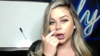 blondibigbutt nude on webcam in her Live Sex Chat Room