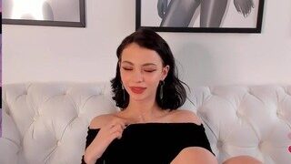 CarryMelisan nude on webcam in her Live Sex Chat Room