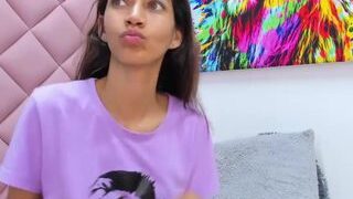 Coral-22 nude on webcam in her Live Sex Chat Room