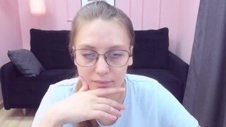 MicheleShine nude on webcam in her Live Sex Chat Room