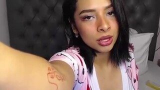 chaarlotte-18 nude on webcam in her Live Sex Chat Room