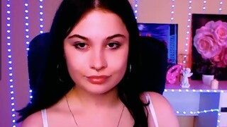 Nicky-Evans nude on webcam in her Live Sex Chat Room
