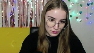 GwenBerry nude on webcam in her Live Sex Chat Room