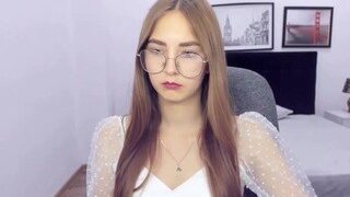 AliceWonderful nude on webcam in her Live Sex Chat Room