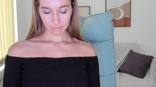 jennymoor nude on webcam in her Live Sex Chat Room