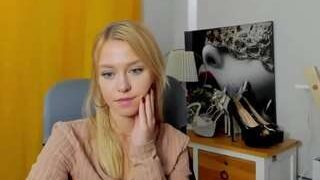 CindyBeauty nude on webcam in her Live Sex Chat Room