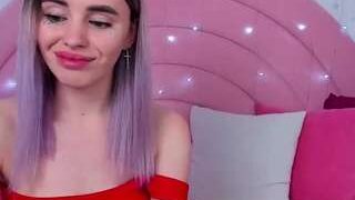 Peach-Princess nude on webcam in her Live Sex Chat Room