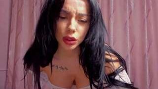 Mazeekiin30 nude on webcam in her Live Sex Chat Room