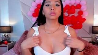 IrinaTanned nude on webcam in her Live Sex Chat Room