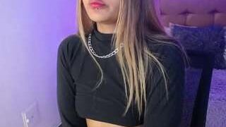 LEE-MILLERR nude on webcam in her Live Sex Chat Room