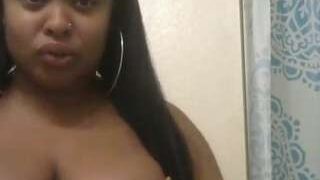 Lavish squirter  nude on webcam in her Live Sex Chat Room