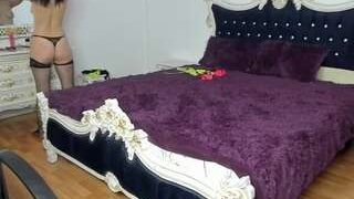 Issa-flame  nude on webcam in her Live Sex Chat Room