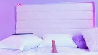 elizabeth-bree nude on webcam in her Live Sex Chat Room
