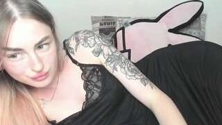 BabbyU nude on webcam in her Live Sex Chat Room