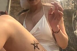 EvaDiamondXX nude strip on cam for live porn video chat
