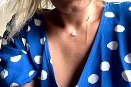 ladywithbigass nude strip on cam for live porn video chat