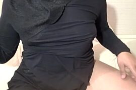 Halima_hot nude strip on cam for live porn video chat