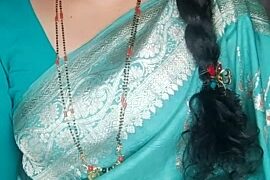 Hot_Telugu_Queen nude strip on cam for live porn video chat