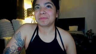 kimmiakiss22 nude strip on cam for live porn video chat