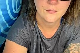 Lizzyloo nude strip on cam for live porn video chat