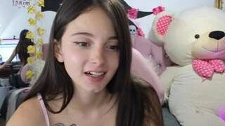 lucy-tay nude on webcam in her Live Sex Chat Room