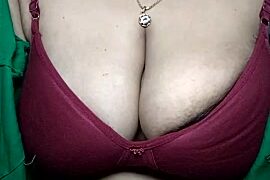monabhabi22 nude strip on cam for live porn video chat