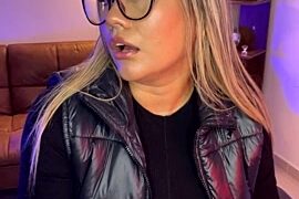 ValeryGrey nude strip on cam for live porn video chat