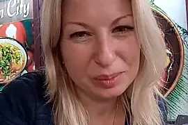 Arina_smiles nude strip on cam for live porn video chat