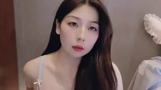aiyami nude strip on cam for live porn video chat