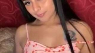 Laulolita nude on webcam in her Live Sex Chat Room