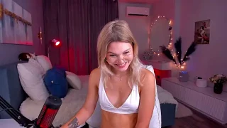 MyApril nude strip on cam for live porn video chat