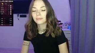Yellany nude strip on cam for live porn video chat