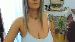 Aellys nude on webcam in her Live Sex Chat Room
