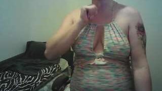 LiyahXtacy nude on webcam in her Live Sex Chat Room