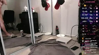 lushminx nude strip on webcam for live porn chat