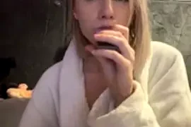 SSSATIVA_model nude strip on webcam for live porn chat