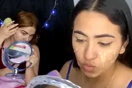 hot_friends22 nude strip on webcam for live porn chat