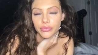 ianaxo nude on cam in her Live Sex Chat Room