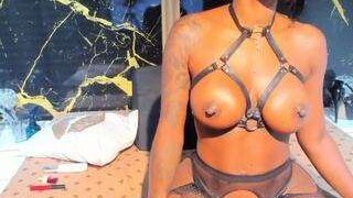 naomiowen nude on cam in her Live Sex Chat Room