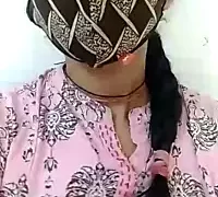 Queen467 nude strip on webcam for live porn chat