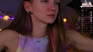 RoxanneBells nude strip on webcam for live porn chat