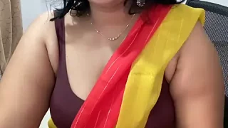 sowmya-doll nude strip on webcam for live porn chat