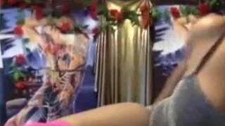 Mommy nude on cam in her Live Sex Chat Room