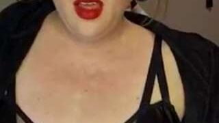 The Lusty Lavender nude on cam in her Live Sex Chat Room