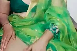 Ur_Classic_housewife nude strip on webcam for live porn chat
