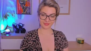 1Sandy nude strip on webcam for live porn chat