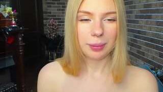 AuroraBake nude on cam in her Live Sex Chat Room