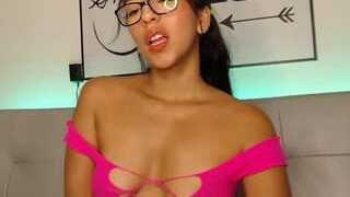 emelywells nude on cam in her Live Sex Chat Room